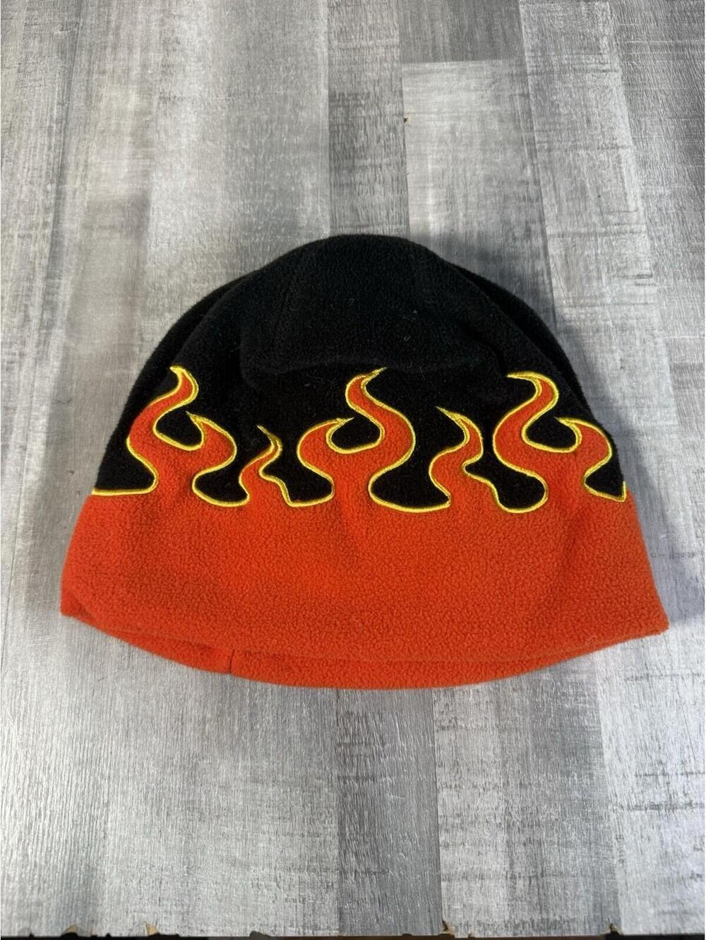 Vintage Flame Beanie Black Red Yellow Knit Skull Cap Y2K Grunge Streetwear
